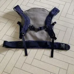 モンベル　抱っこ紐　ネイビーのサムネイル