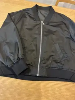 センスオブプレイス　MA-1 ショートリブブルゾン　黒