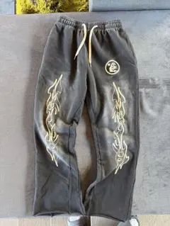 2026年最新】hellstar スウェットパンツの人気アイテム - メルカリ