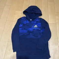 値下げしました！　アディダス　トレーナー　パーカー　140㎝