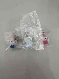 ハローキティ めじるしアクセサリー スタンダード 天使 お花 ガチャガチャ