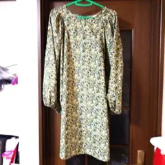 H&M エイチアンドエム＊パフスリーブワンピースL