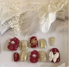 ネイルチップ　年内発送可能！成人式　振り袖　赤　蝶々　ゴールド