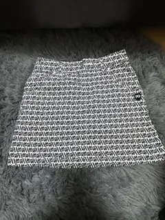 パーリーゲイツ　ロゴパターン スカート