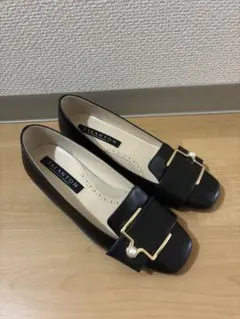 【美品】TALANTON by DIANAパンプス ブラック 23cmのサムネイル