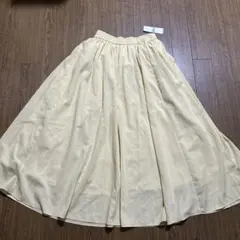 GU 新品未使用　ボリュームフレアロングスカートQ イエロー　L