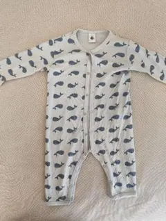 PETIT BATEAU プチバトー　ロンパース（クジラ柄）