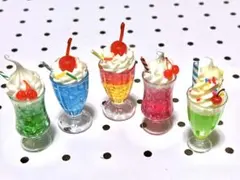 セット売り　クリームソーダ　ミニチュア