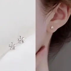 新品 シルバー フラワーピアス 花モチーフ スタッドピアス