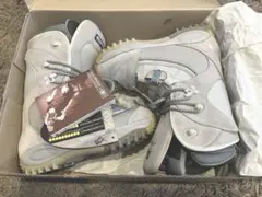 SALOMONサロモンスノーボードブーツ24.5cm 初級、中級、レディース向け