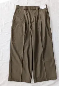 【新品　未使用　タグ付き】ユニクロ　タッグワイドパンツ　裾上げ済み？　オリーブ