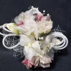 コサージュ　くすみカラー