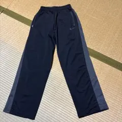 Nike 黒 ジャージパンツ サイドストライプ