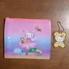 サンリオ ハローキティ 50周年 フラットポーチ & アクリルチャーム