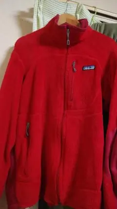 patagonia パタゴニア R2 フリース ジャケット メンズS レッド