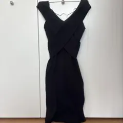 クロスデザイン 黒 ワンピース M