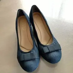 nuovo 美品ネイビー リボン付き パンプスのサムネイル