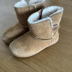 UGG キッズ スエード ムートンブーツのサムネイル