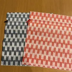 赤と黒の幾何学模様 巾着袋2枚