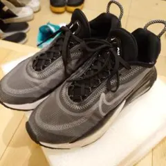 Nike Air Max 2090 スニーカー ブラック/グレー