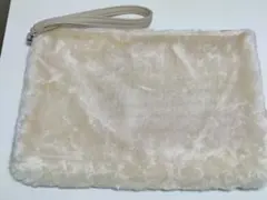 アースミュージックアンドエコロジー　ファークラッチバッグ