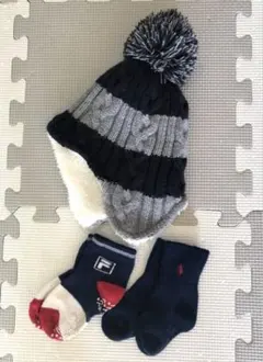 帽子と靴下の3点セット