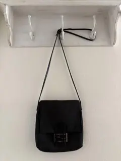 希少 良品 フェンディ ズッカ エピ メッセンジャー ショルダーバック ブラック 楽天市場】フェンディ ズッカ（ショルダーバッグ・メッセンジャー