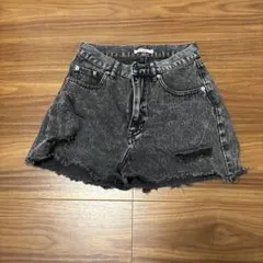 ダメージショートデニム