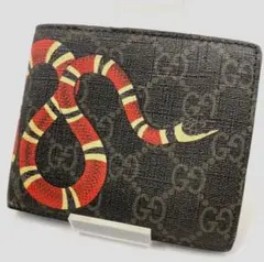 GUCCI 二つ折り財布　キングスネーク　ベージュ系　GGスプリーム P55 GUCCI 二つ折り財布 キングスネーク ベージュ系 GGスプリーム P55