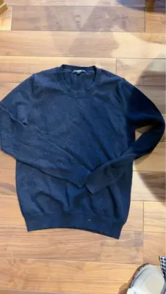UNIQLO ブラッククルーネックセーター M