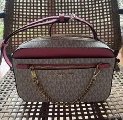 MICHAEL KORS グレーとピンクのショルダーバッグ♥️セール中‼️