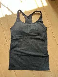 Lululemon Ebb to Street タンクトップ　size6