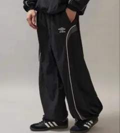 Hellrazor UMBRO 別注 ナイロンパンツ ジョガーパンツ - メルカリ