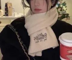 pyoroim レタリング刺繍ニットマフラー　韓国