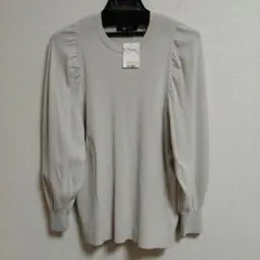 UNTITLED 　クリアレーヨン パワーショルダー長袖ニット【洗える】