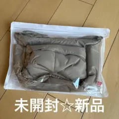 新品✨ユニクロ　マルチポケットミニバッグ(ショルダー)ベージュのサムネイル