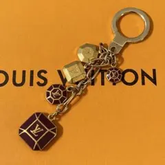 ルイヴィトン キーホルダー チャーム　ポルトクレカボション ゴールド レッド