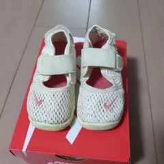 NIKEエアリフト　キッズ　13cm 白ピンク