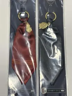 ツイステ 1番くじ スカラビア寮 ネクタイ風モチーフチャーム