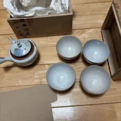 韓国陶器　急須と茶碗4個セット