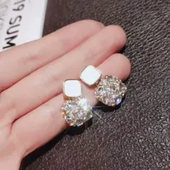 ホワイト 白 ゴールド 金 クリスタル シルバー925針 ピアス #C672-1