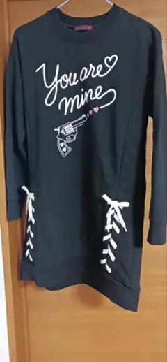 ラブトキシック　トップス