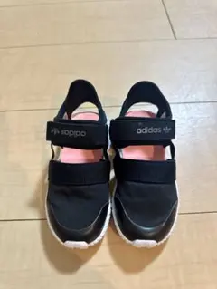 美品！！adidas 14cm！ ブラック サンダル キッズ