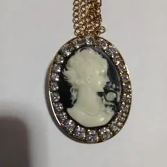 カメオデザイン ネックレス ゴールド