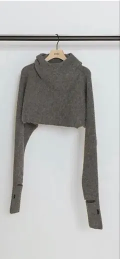 YENN イエン　ショートフーディグローブプルオーバー　グレー　新品