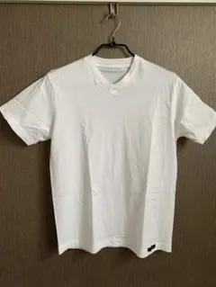 BURBERRY ホワイト Vネック Tシャツ