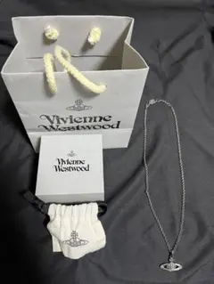 Vivienne Westwood ネックレス