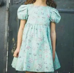 新品　べべ　花柄　蝶々柄　ワンピース　春　夏のサムネイル