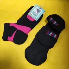 ブラック/ピンク ストライプソックス 22-25cm