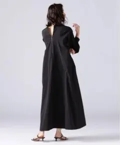 AK+1 エーケーワン　フロントジップ　ワンピース　 ブラック